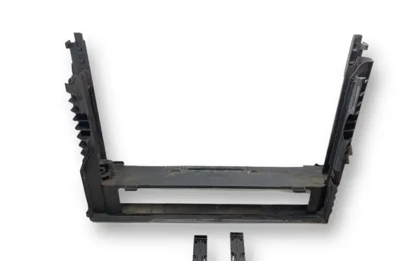 BMW 5 E60 E61 Radiator support slam panel bracket F6416 7788324