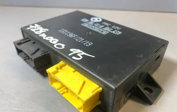 BMW 7 E38 Parking PDC control unit/module 8352279 66218352279 131196F