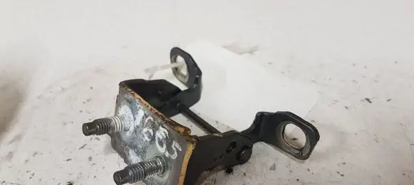 Volvo V40 Tailgate/trunk/boot hinge 31335291