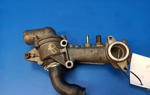 Mercedes-Benz C W203 Engine coolant pipe/hose 1112030573