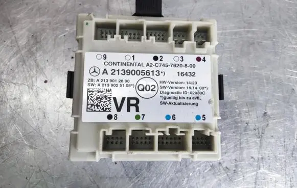 Mercedes-Benz E W213 Door control unit/module A2139005613
