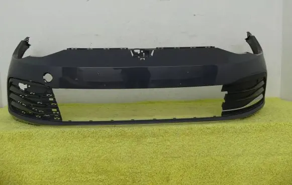 Volkswagen Golf VIII Front bumper 5H0807221J