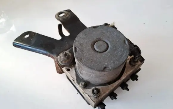 Toyota Aygo AB10 ABS Pump 0265231579 44510-0h010