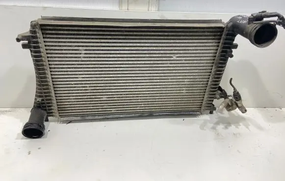 Volkswagen Golf V Coolant radiator 1K0121345