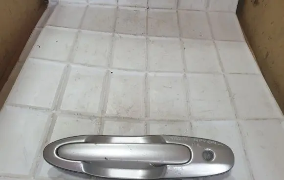 Mazda MPV Front door exterior handle
