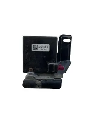Volkswagen PASSAT B9 Aerial antenna amplifier 3J0035497A