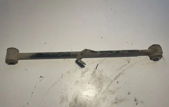 Toyota RAV 4 (XA20) Rear control arm
