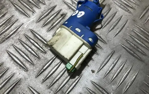 Ford Focus Brake pedal sensor switch 3m5t9c872ab 3m5t-9c872-ab