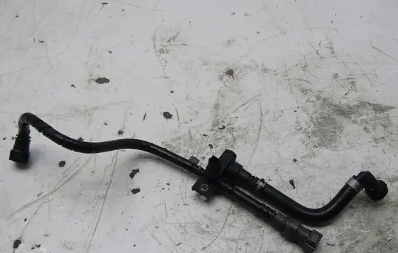 KIA Ceed Fuel line pipe OEM