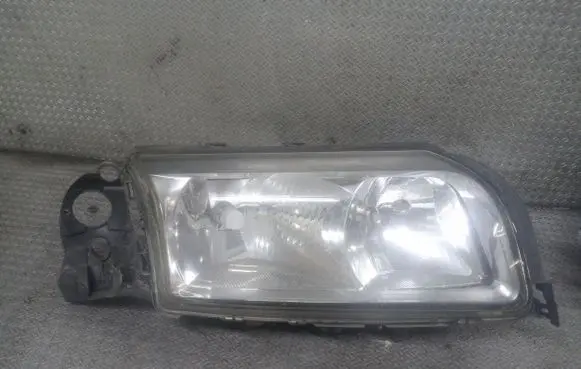 Volvo S80 Headlight/headlamp
