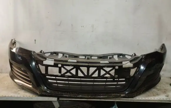 Volkswagen PASSAT CC Front bumper