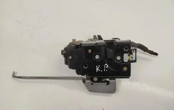 Audi A4 S4 B6 8E 8H Front door lock