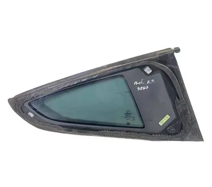 Ford Mustang VI Rear side window FR3B6329701A