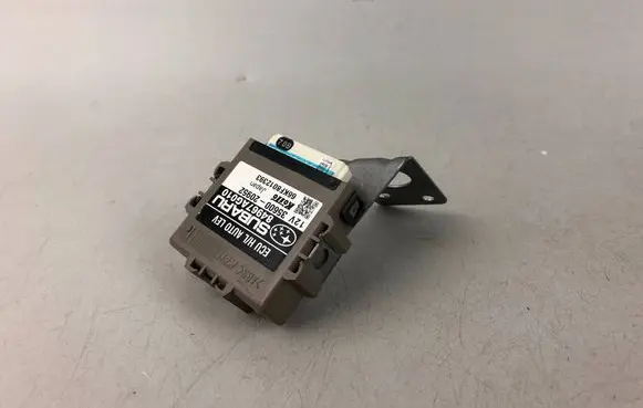 Subaru Legacy Light module LCM 84967AG010