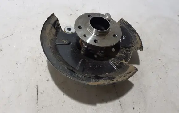 Renault Espace VI Rear wheel hub 430B38439R