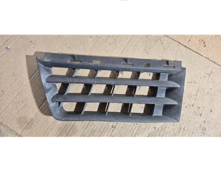 Renault Scenic II - Grand scenic II Front bumper upper radiator grill 8200140329