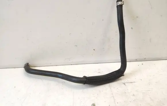 Volvo V60 Fuel line pipe 