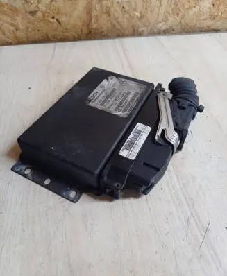 Renault Espace III Engine control unit/module 0260002693 8200021797 7700103681