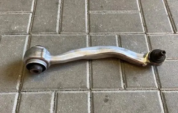 Mercedes-Benz Vito Viano W638 Front control arm