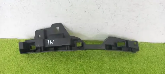 Renault Scenic III - Grand scenic III Front bumper mounting bracket 62207359R