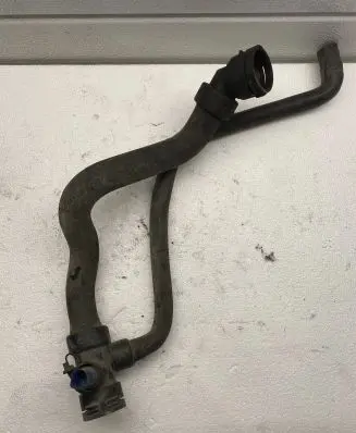 Skoda Superb B5 (3U) Engine coolant pipe/hose 4B0121049S