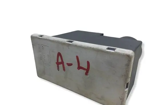 Audi A3 S3 8L Central locking vacuum pump 8L0862257AKASACJ 8L0862257A