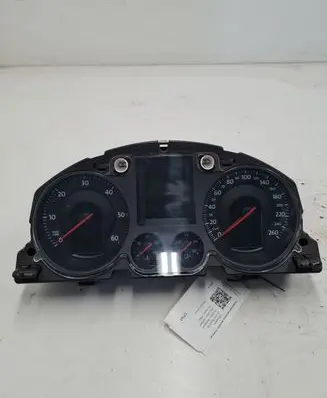 Volkswagen PASSAT B6 Speedometer (instrument cluster)