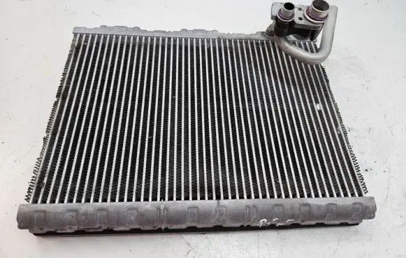 Citroen DS5 Air conditioning (A/C) radiator (interior) S3724006