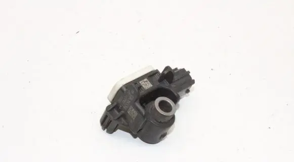 Mitsubishi Outlander Airbag deployment crash/impact sensor 8651A165