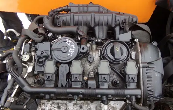 Audi A4 S4 B9 Turbo 06K145701T 15MB1