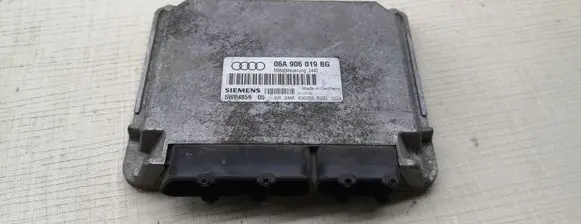 Audi A3 S3 8L Engine control unit/module 06A906019BG