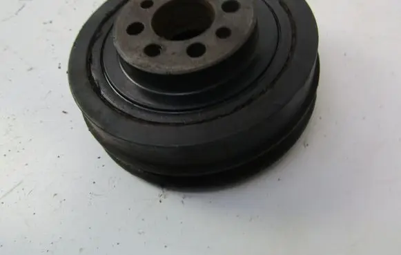 Audi 80 90 S2 B4 Crankshaft pulley 