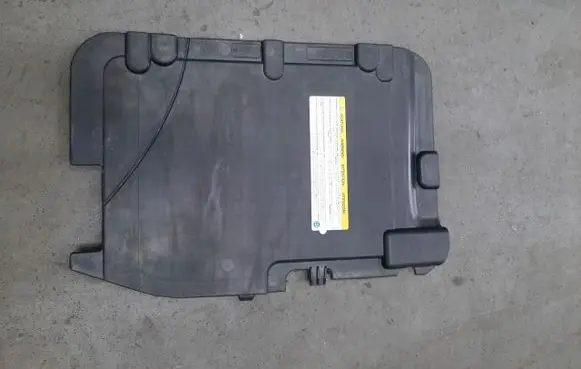 Volkswagen Crafter Battery bracket 700907300