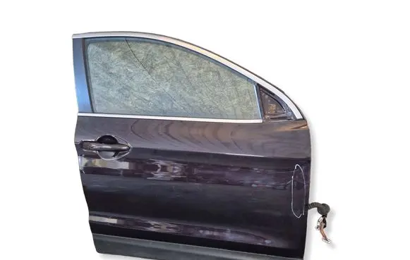 Nissan Qashqai Front door 