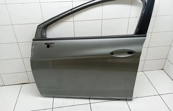 Opel Astra K Front door