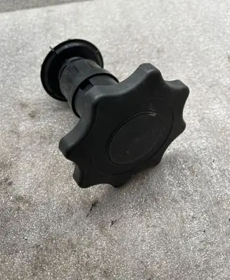 Audi A4 S4 B7 8E 8H Spare wheel mounting bracket 8E9803899A