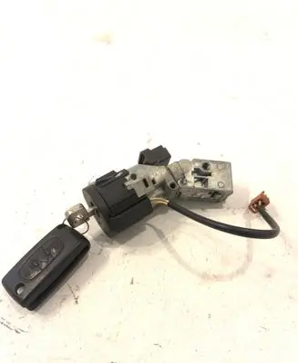 Peugeot Partner Ignition lock E1105995