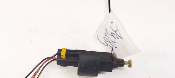 Opel Astra G Brake pedal sensor switch 09132299 09175172
