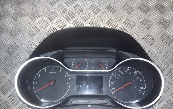 Opel Crossland X Speedometer (instrument cluster) 982820828000