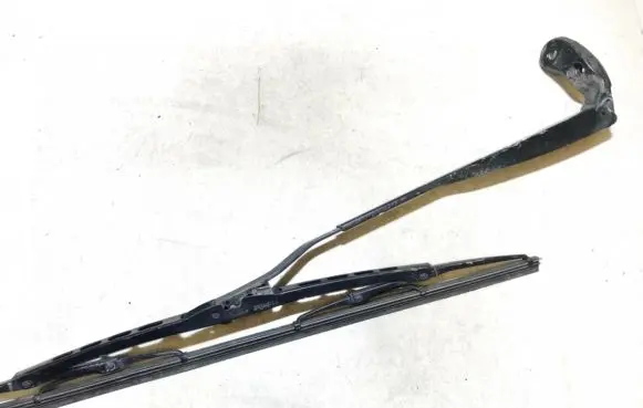 Mini One - Cooper R50 - 53 Front wiper blade arm