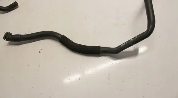 Opel Insignia A Air intake hose/pipe 55565642