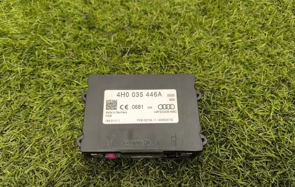 Audi A6 S6 C7 4G Aerial antenna amplifier 4H0035446A 16401111 1400020732