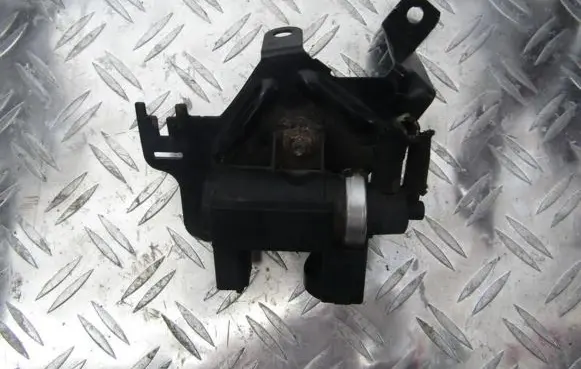 Audi A4 S4 B6 8E 8H Turbo solenoid valve 8e0906628C 7.22903.14