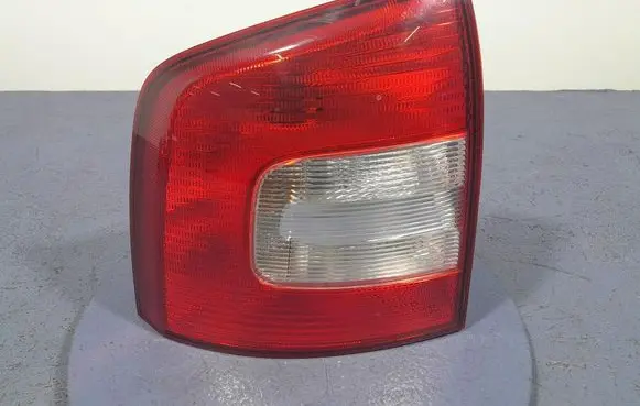 Skoda Octavia Mk2 (1Z) Rear/tail lights 