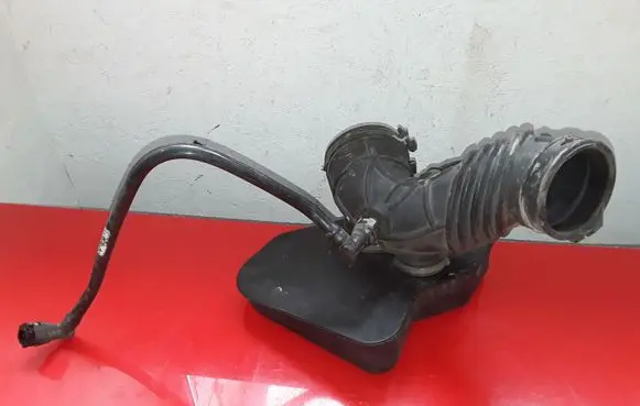 Mazda CX-9 Air intake duct part 7T439F805AC