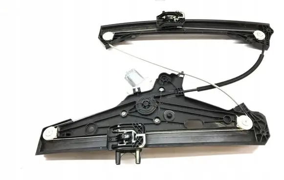 Peugeot 308 Front door electric window regulator 9830815180