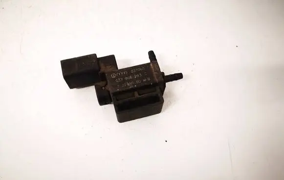 Volkswagen Golf V Turbo solenoid valve 037906283C