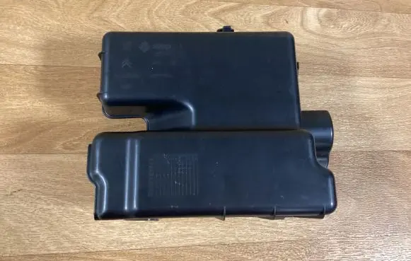 Peugeot 407 Fuse box cover 9651659780 2252
