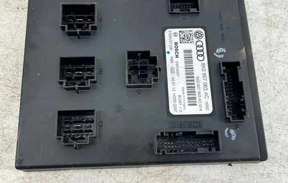 Audi A4 S4 B8 8K Comfort/convenience module 8K0907063AC 03014001 F005V01108