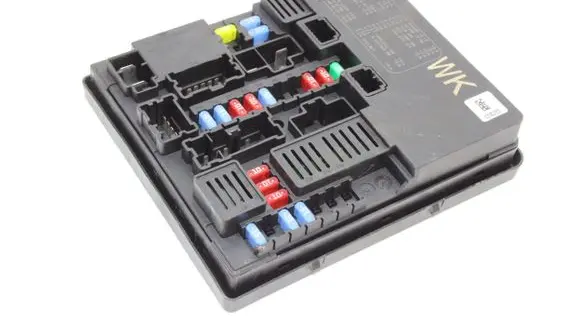 Nissan Leaf II (ZE1) Fuse box set 284B75SA3B